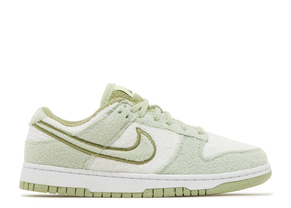 NIKE DUNK LOW SE FLEECE HONEYDEW